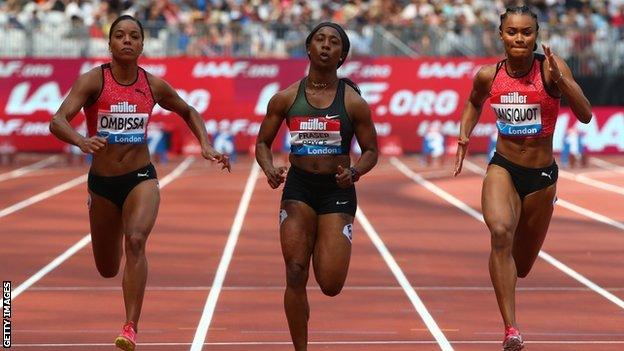 [NBA]范弗里特推反击 追身三分一箭穿心.